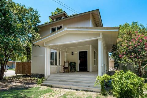 A home in Corsicana