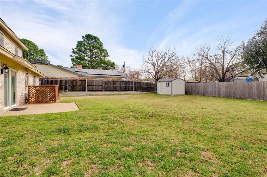 Bell Manor - Residential