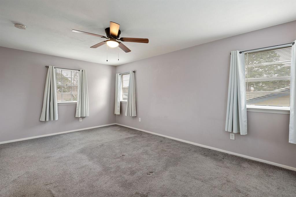 Bell Manor - Residential