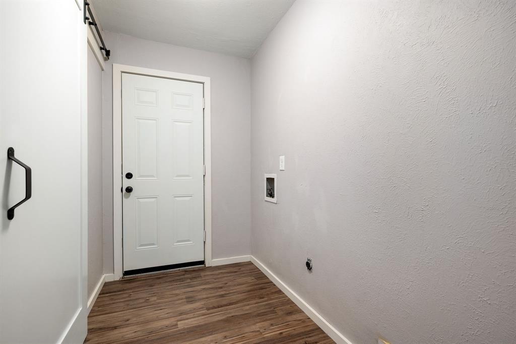 Bell Manor - Residential