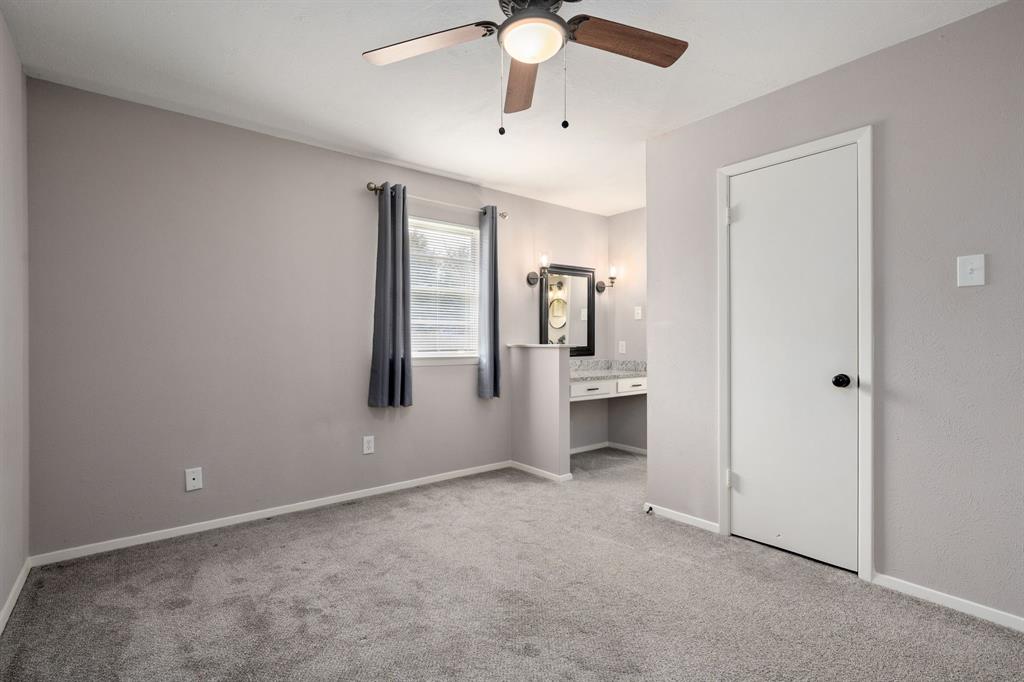 Bell Manor - Residential