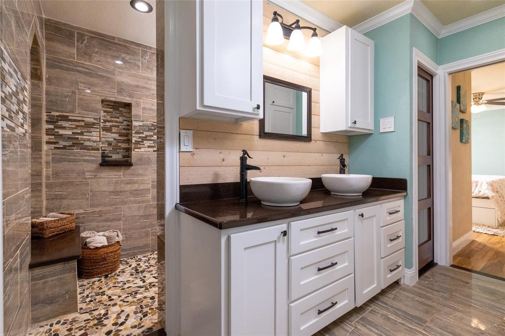 Carlton - Residential