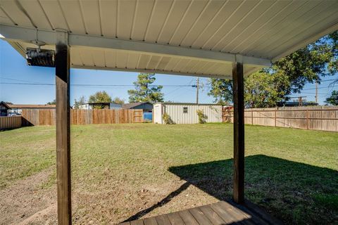 A home in Knox City