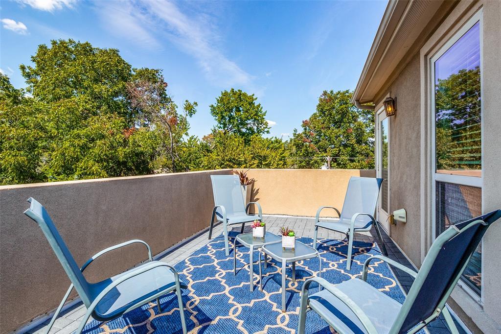 Richmond At Lakewood Condos - Residential