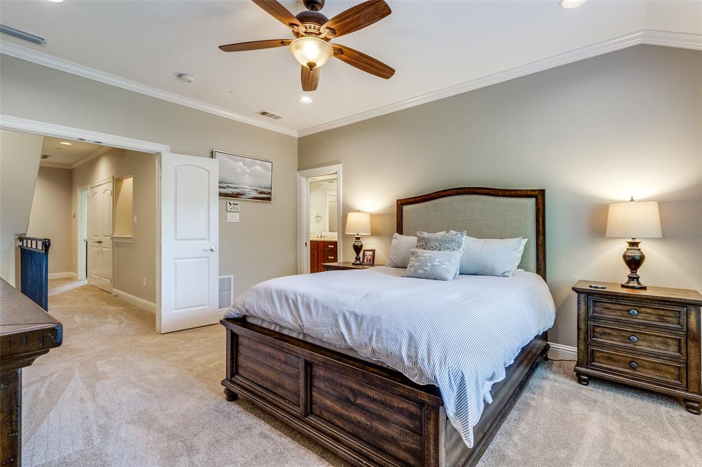 Richmond At Lakewood Condos - Residential