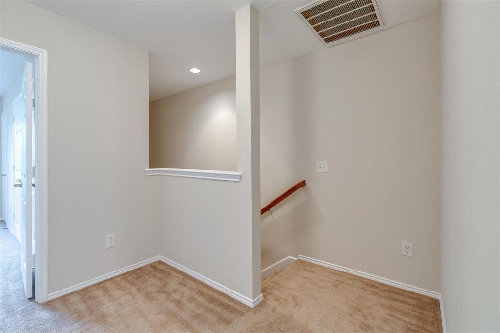 Pasquinellis Village On The Green - Residential Lease