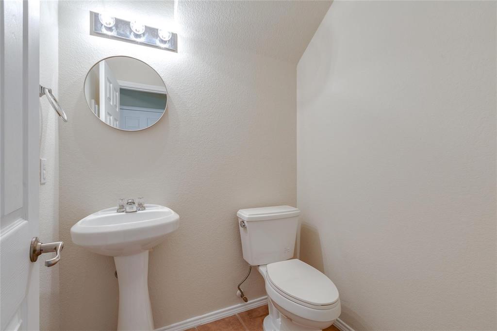 Pasquinellis Village On The Green - Residential Lease