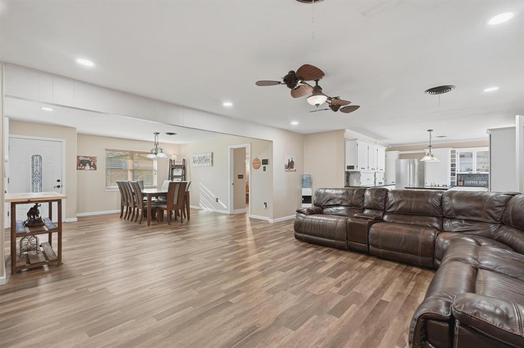 Oakview Sec 4 - Clyde - Residential