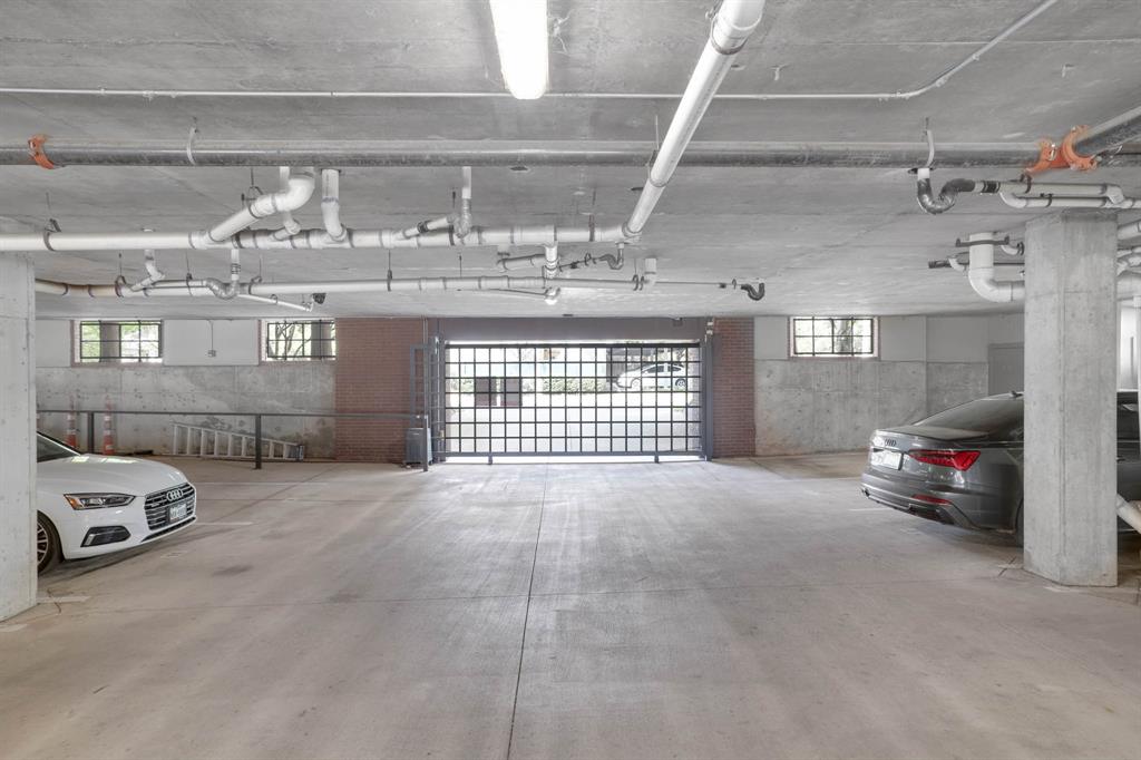 Sullivan on Gilbert - Residential