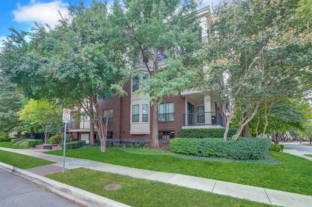 Sullivan on Gilbert - Residential