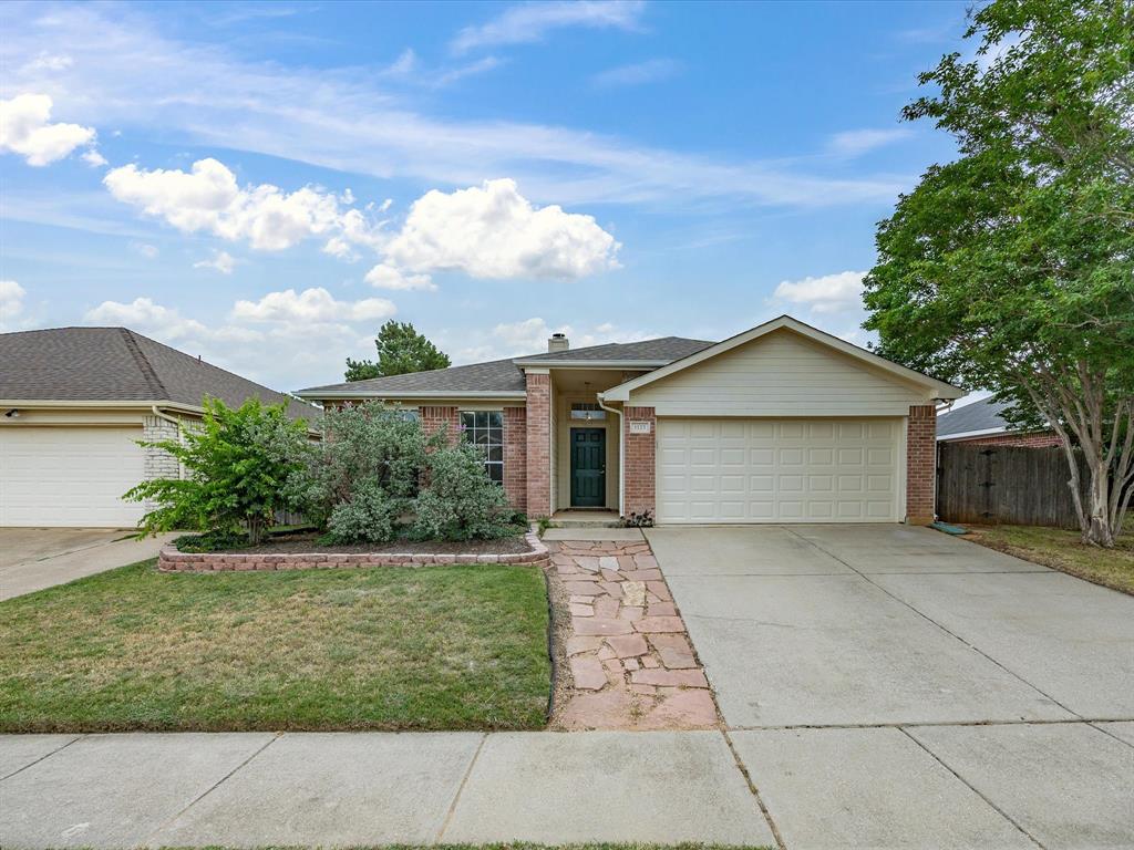 1123 Greenview Lane