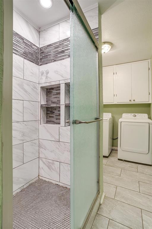 ABST 24 TR 127 R W BOYCE - Commercial Sale