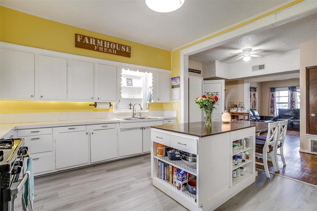 ABST 24 TR 127 R W BOYCE - Commercial Sale