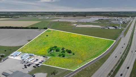 8620 N I-45 Highway N Palmer TX 75152