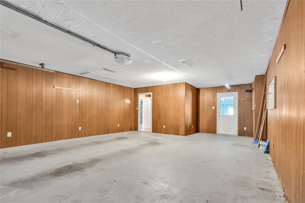 Clear Lakes, Zone 1 - Residential