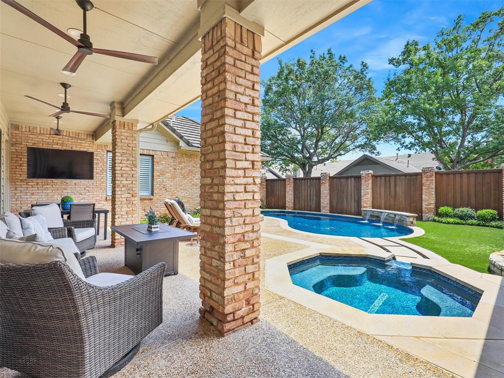 5516 Inverrary Court