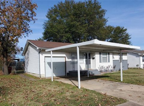 A home in Bonham