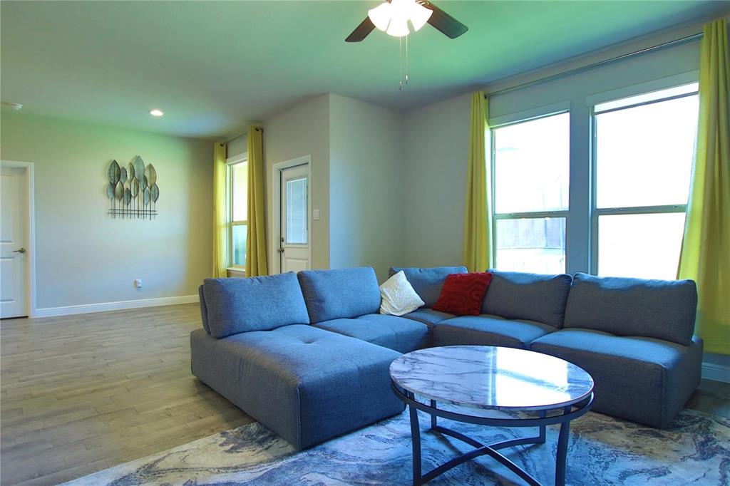 Trails Elizabeth Crk - Residential Lease