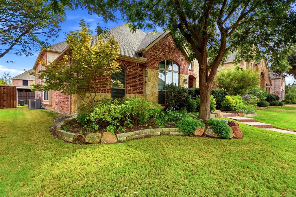 9112 Leafy Glade Road