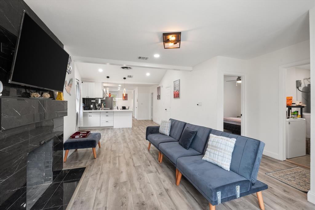 Sunset Summit - Residential Lease