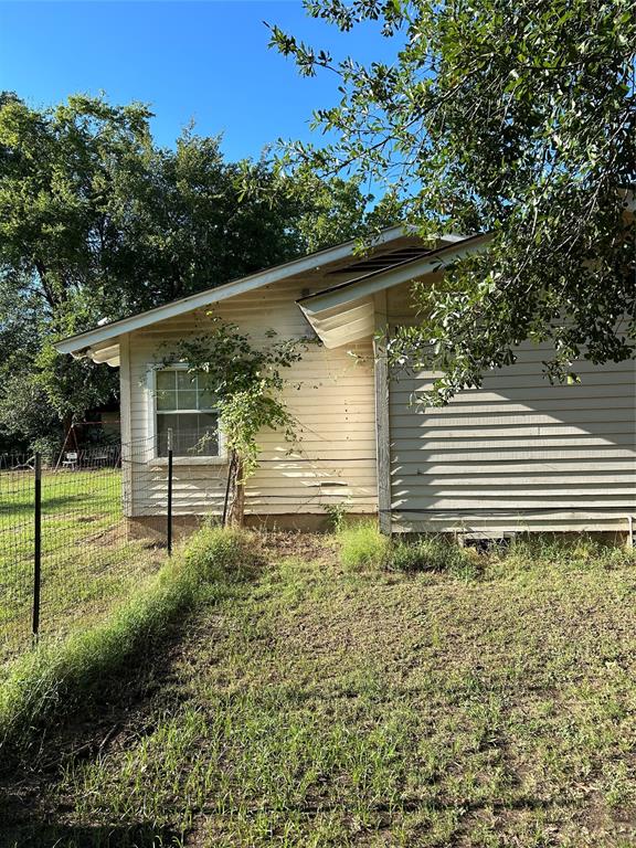 1017 N Spring