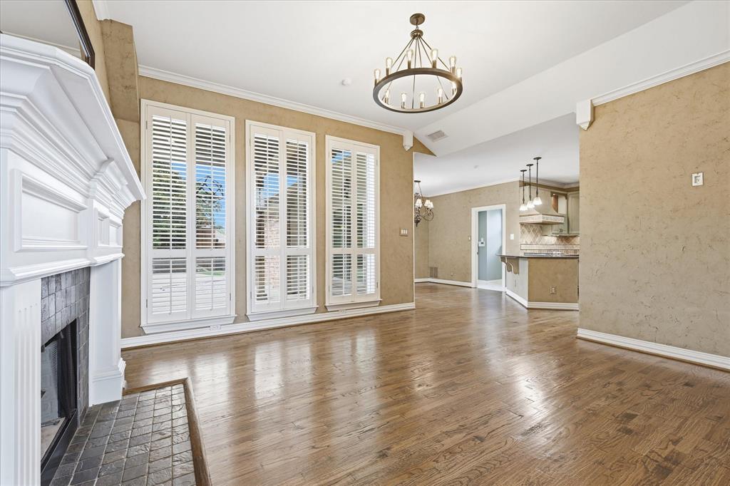 2526 Fallview Lane