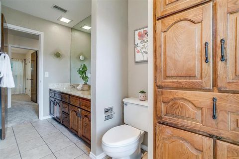 A home in Benbrook