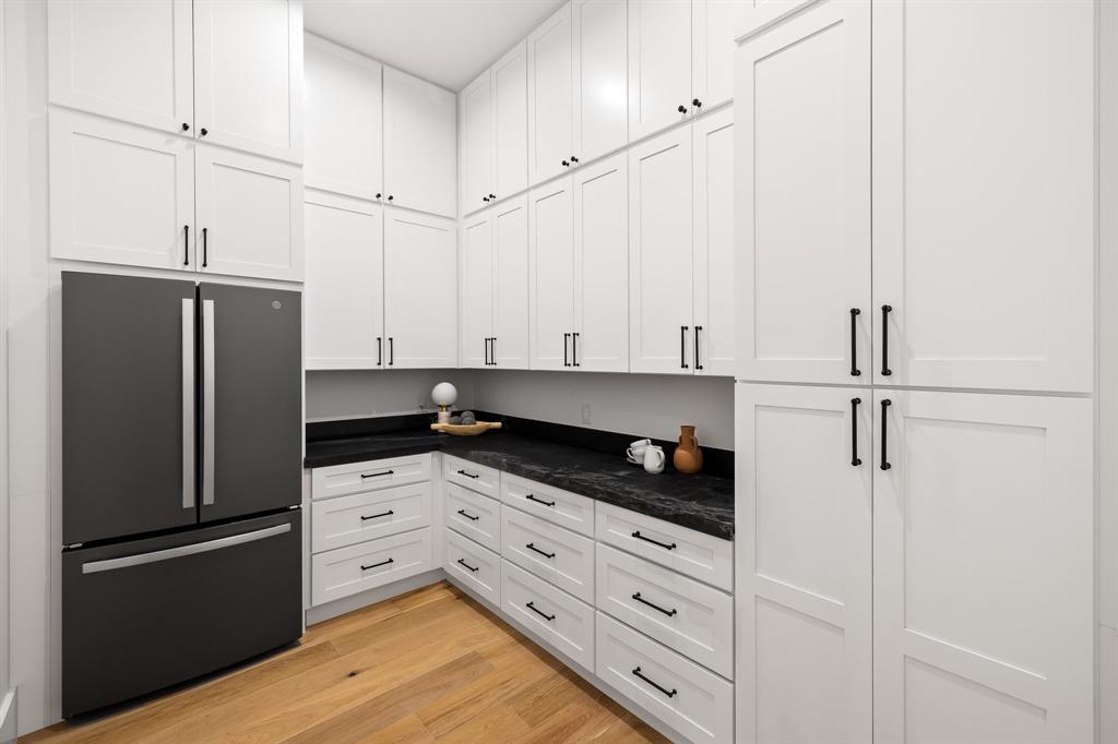 Inwood Road Estates - Residential