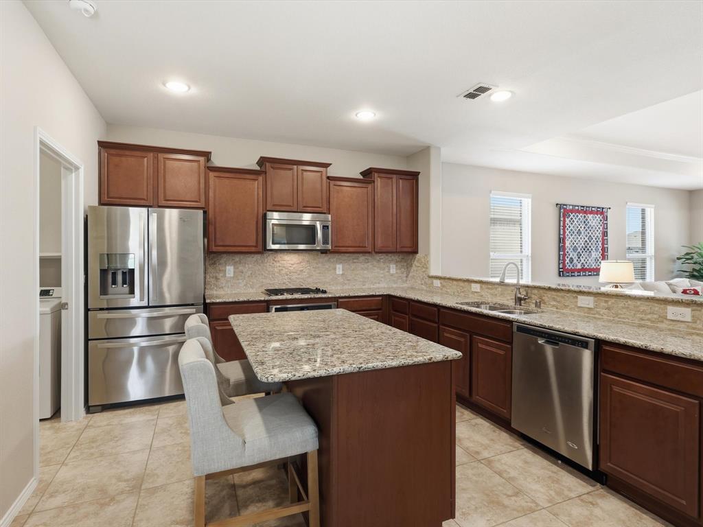 Frisco Lakes By Del Webb Villa - Residential