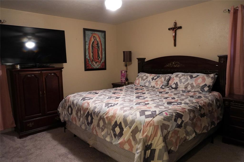 Sherwood Forest 03 - Residential