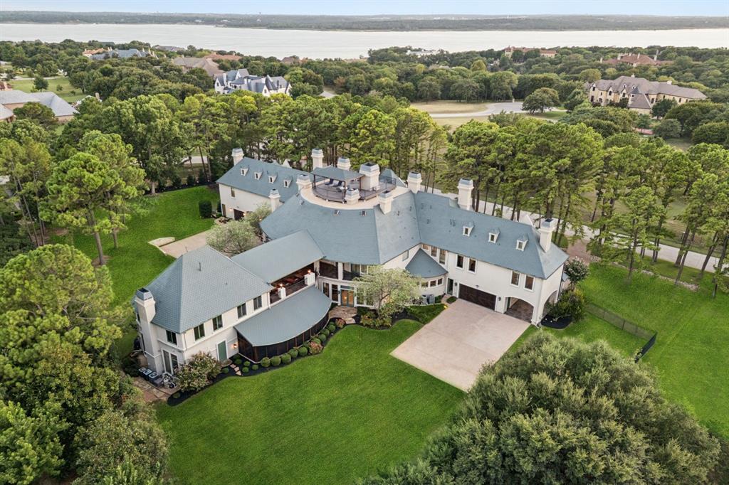 Chateau Du Lac Ph I - Residential