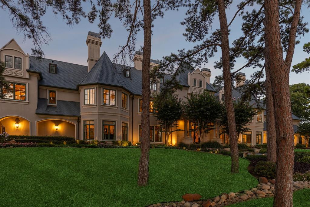 Chateau Du Lac Ph I - Residential