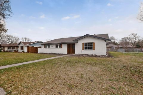 Tiny photo for 11360 Drummond Drive, Dallas, TX 75228 (MLS # 21199967)