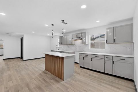 Tiny photo for 11360 Drummond Drive, Dallas, TX 75228 (MLS # 21199967)