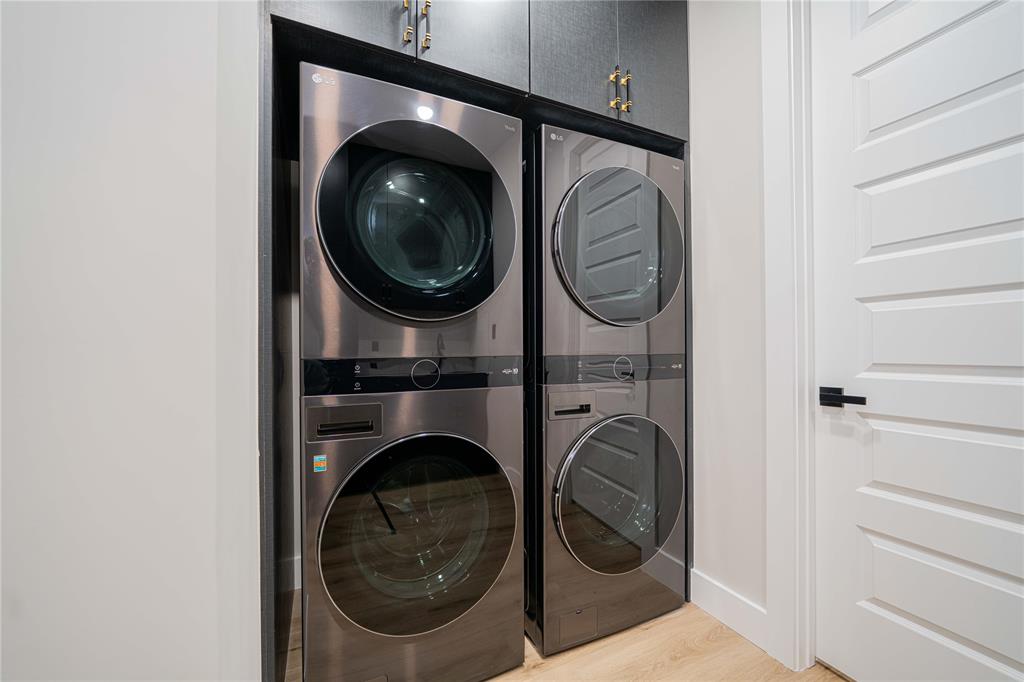 The Oaks - Residential