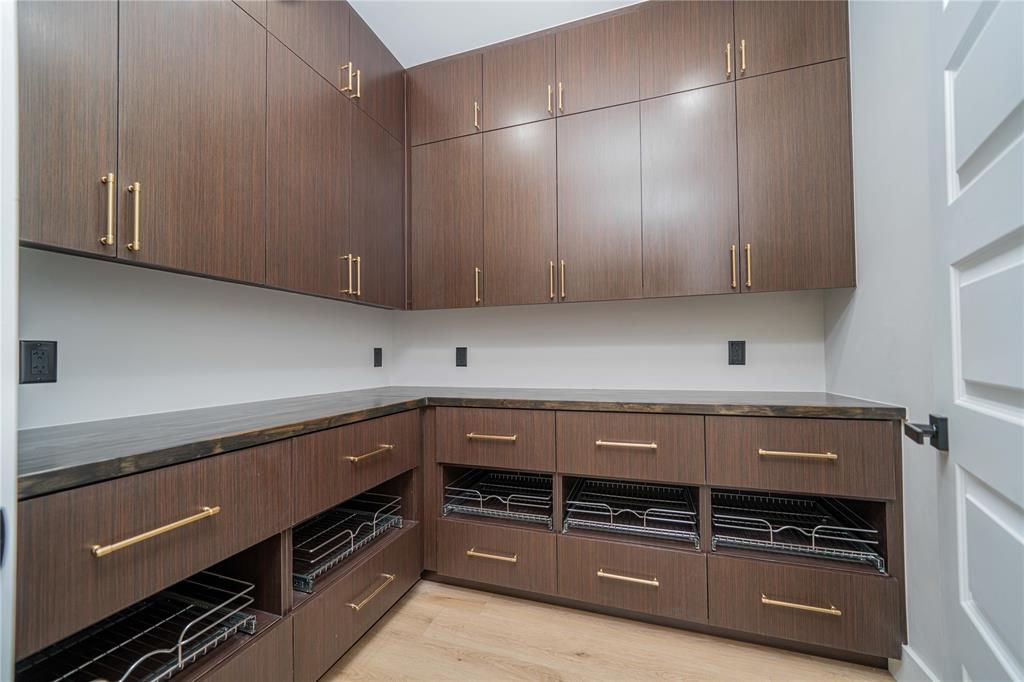 The Oaks - Residential