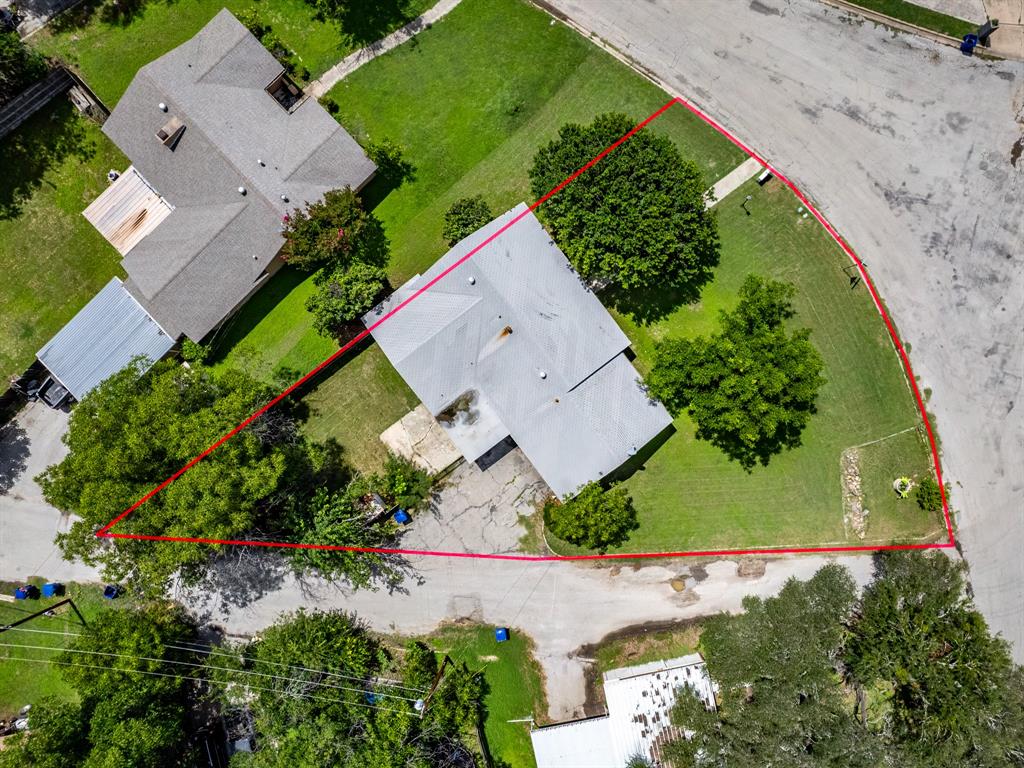 3900 Oakdale Drive