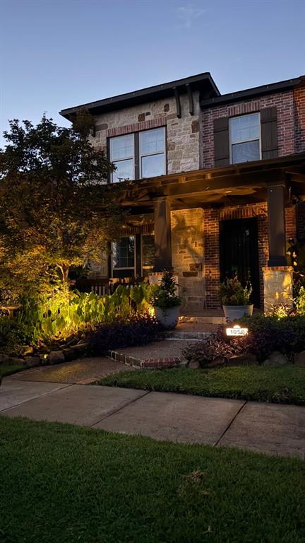 1050 Lone Ivory Trail