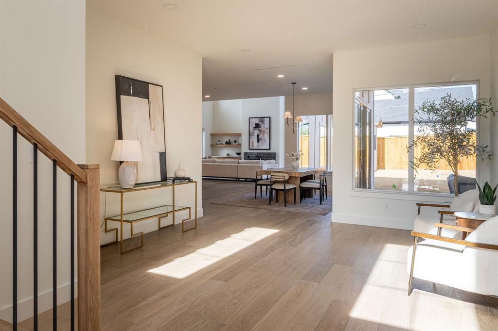 3761 Seguin Drive