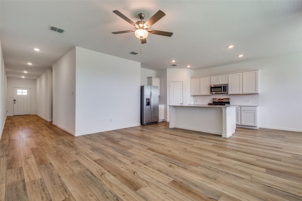 Sendera Ranch East-Phase 24 - Residential Lease