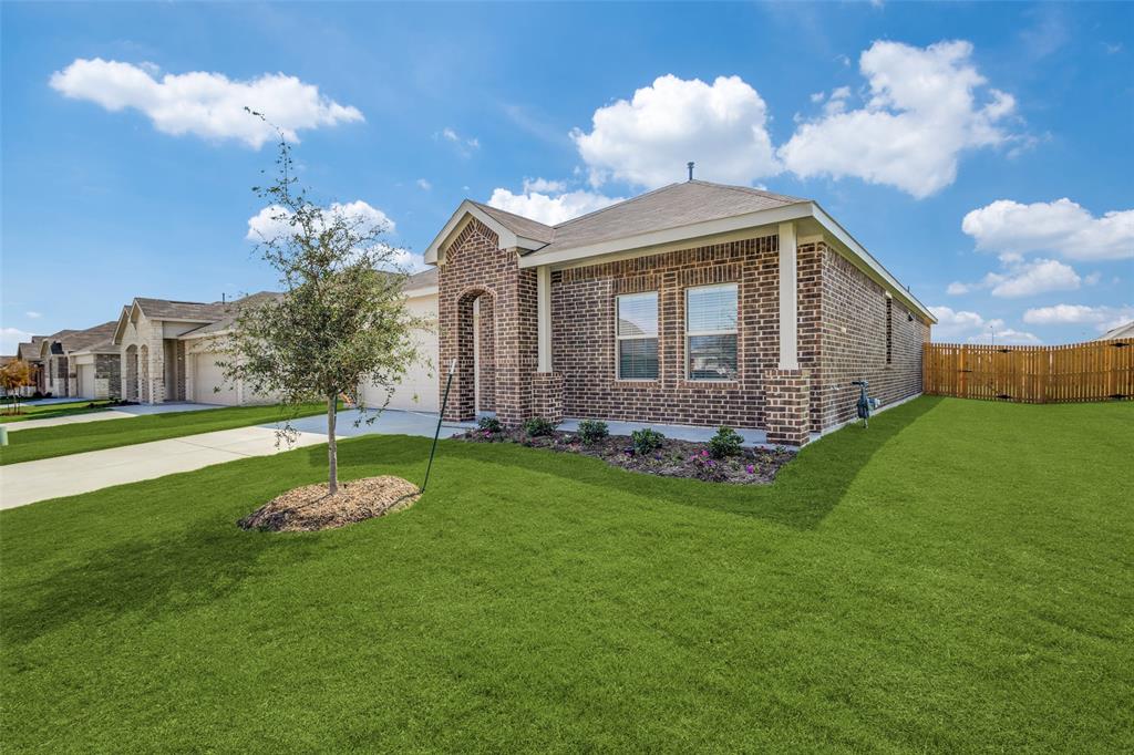 Sendera Ranch East-Phase 24 - Residential Lease