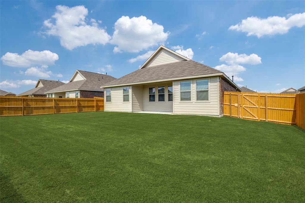 Sendera Ranch East-Phase 24 - Residential Lease