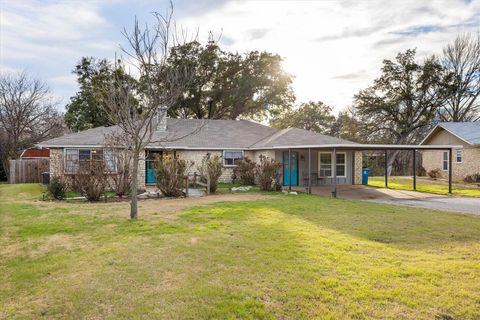 A home in Granbury