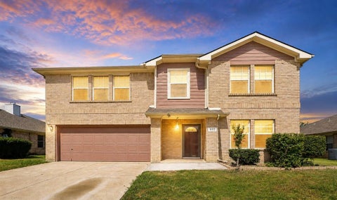 Photo of 503 Angela Lane, Euless, TX 76039 (MLS # 21417218)