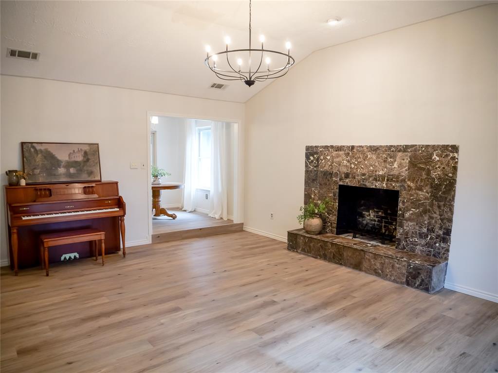 3501 Pecan Circle