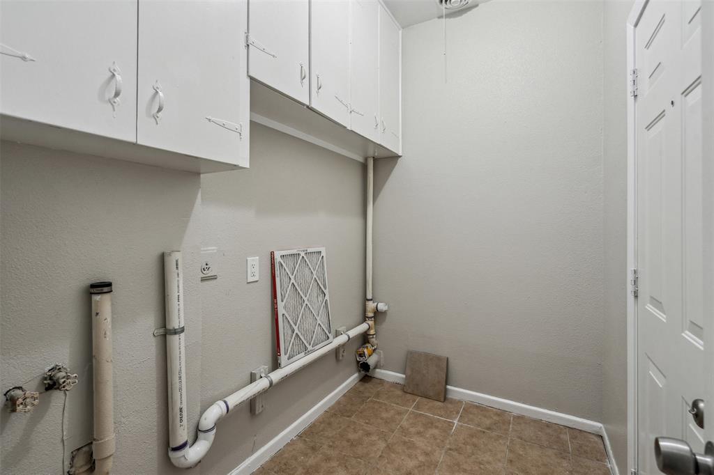 Fort Worth, Texas 76133, United States, 4 Bedrooms Bedrooms, ,2 BathroomsBathrooms,Residential,Pending,20548