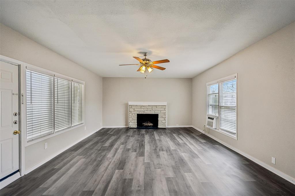 Fort Worth, Texas 76133, United States, 4 Bedrooms Bedrooms, ,2 BathroomsBathrooms,Residential,Pending,20548