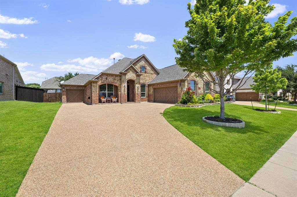 9902 Clubhouse Circle
