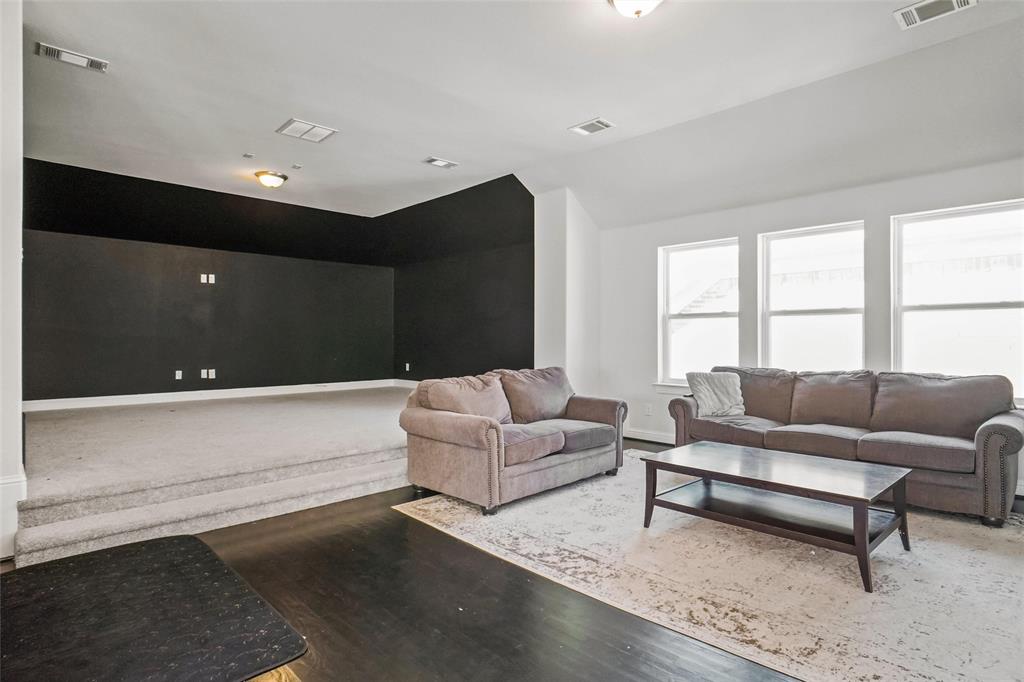 Justin Crossing Add - Residential