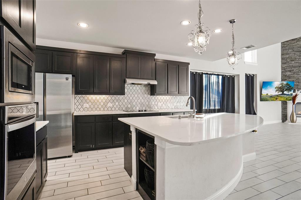 Justin Crossing Add - Residential